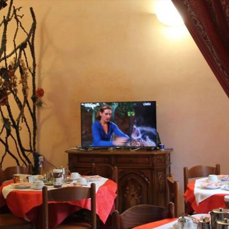 Albergo Sandra Roma Esterno foto