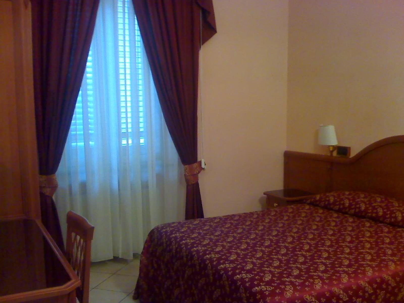 Albergo Sandra Roma Esterno foto