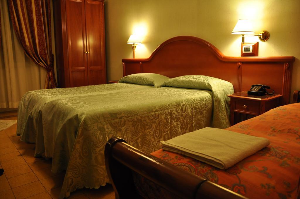 Albergo Sandra Roma Esterno foto